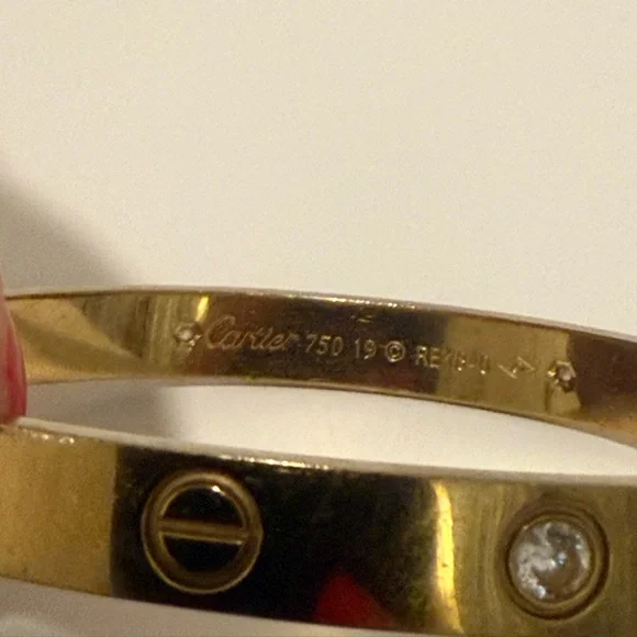 Gold Love bracelet - Picture 3 of 5